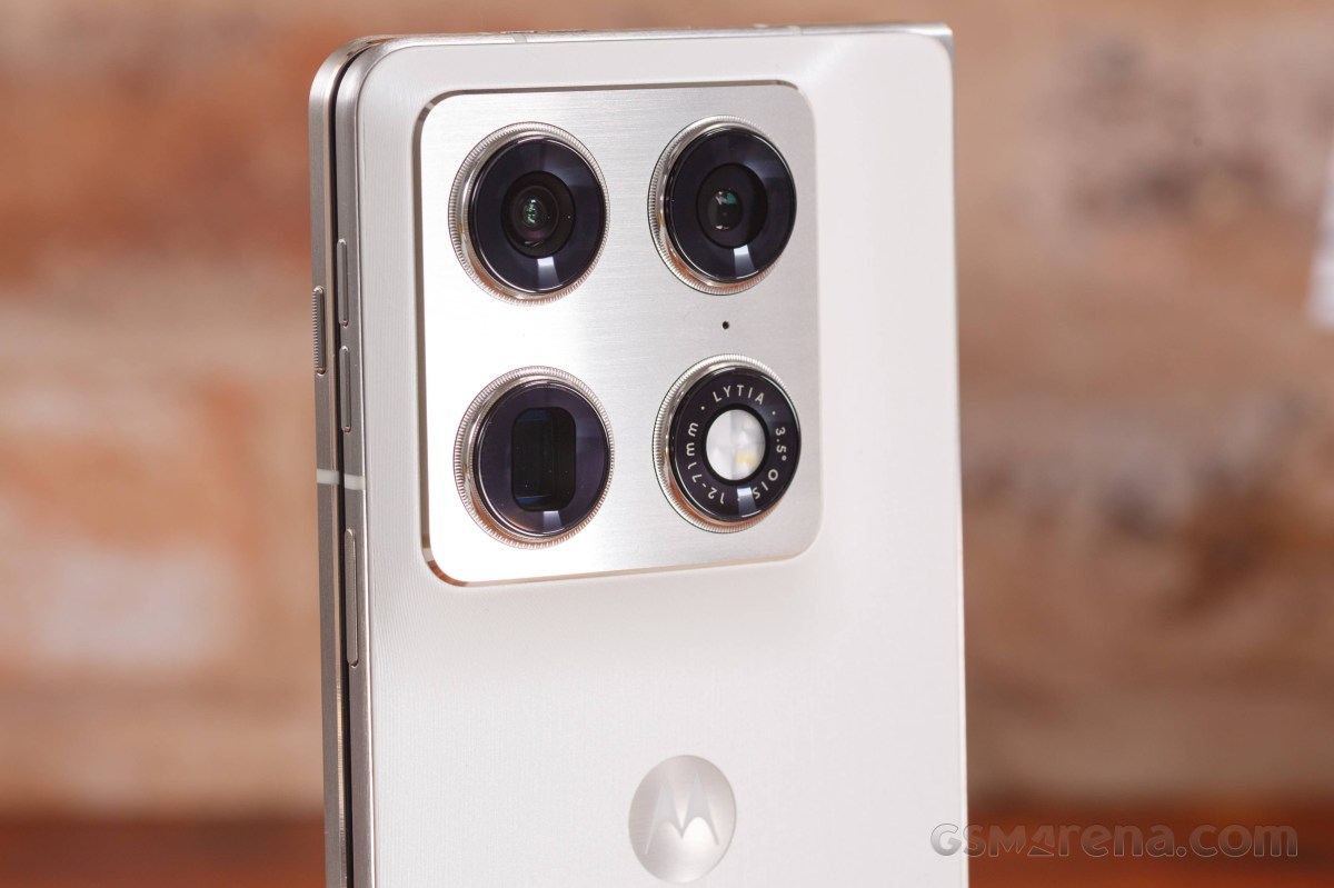 Motorola Razr Fold review
