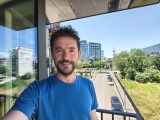 Selfie samples, 0.6x (native) - 18mm, f/2.0, ISO 50, 1/143s (4096x3072px) - Oppo Reno16 Pro review