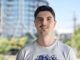 Human subjects, main camera (3.5x): Portrait mode - 85mm, f/5.6, ISO 125, 1/172s (4096x3072px) - Oppo Reno16 Pro review